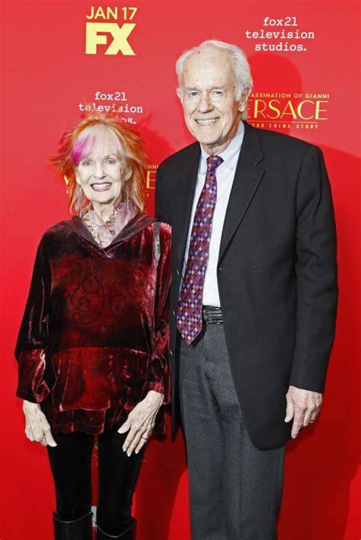 Complete Guide To Mike Farrell And Shelley Fabares' Ages: The Definitive Source