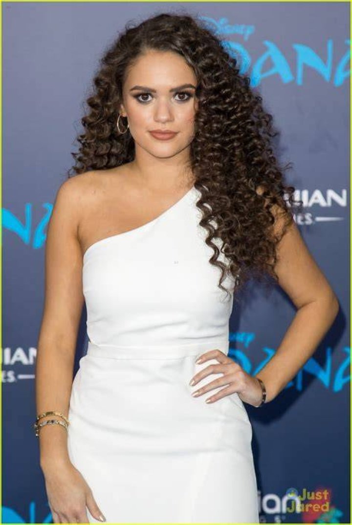 Madison Pettis Reunites With 'Game Plan' Dad Dwayne Johnson See The