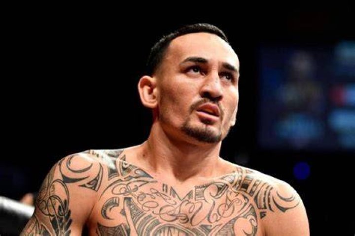 Max Holloway Career Earnings, Net Worth and Info MMA Salaries