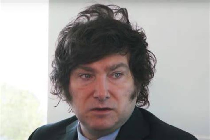 Medio argentino revela que Javier Milei terminó “a los gritos” con