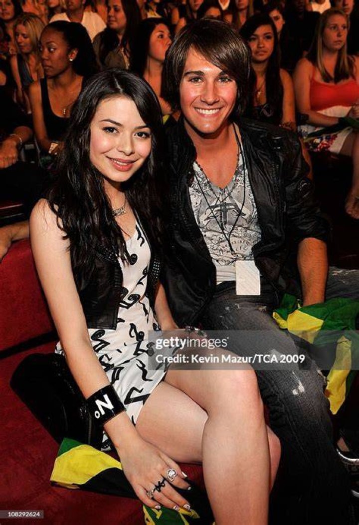 Miranda Cosgrove and James Maslow Photos Photos 14th Annual Young