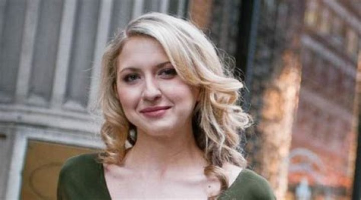 Nina Arianda Height, Weight, Body Measurements, Bra Size, Shoe Size