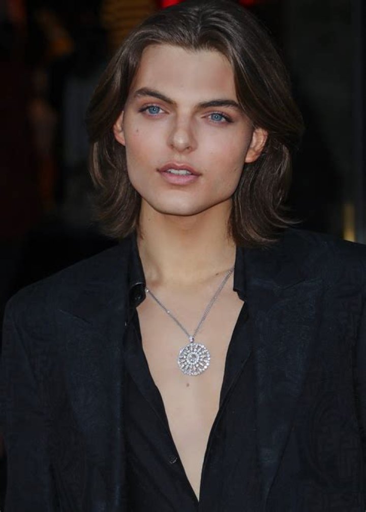 Picture of Damian Hurley