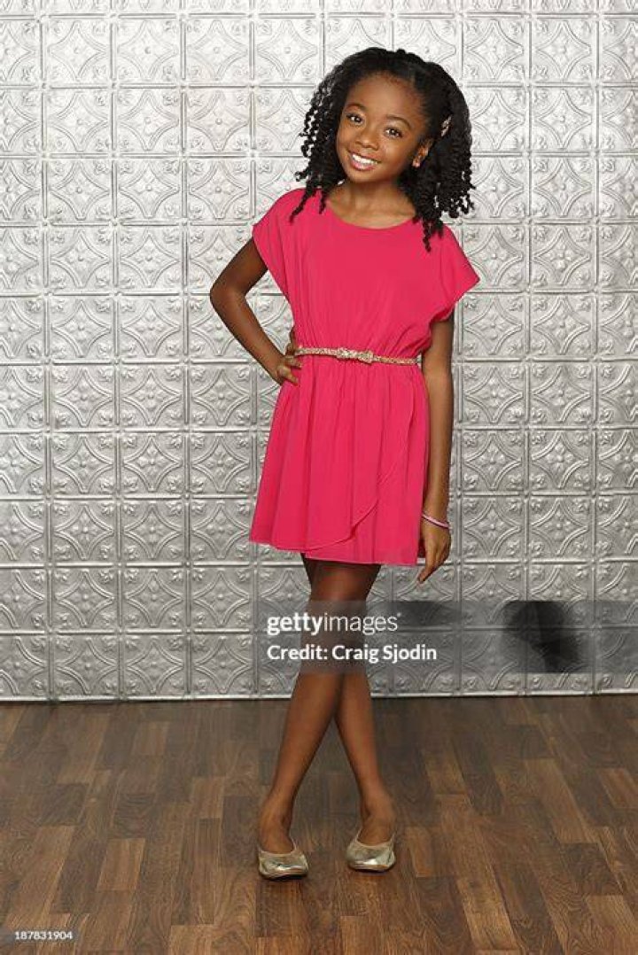 Skai Jackson's Mom Roasted Azealia Banks On Instagram Very Real
