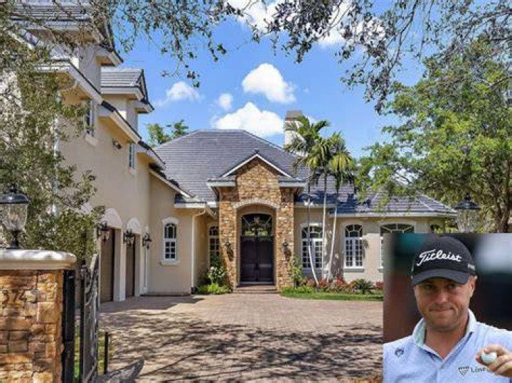 Where does Justin Thomas live? All houses owned by the Fedx Cup